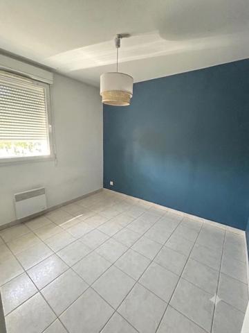 Résidence LE CLOS DE CEDRES - Maison T4 mitoyenne 80 m² avec terrasse, garage, piscine et cadre verdoyant