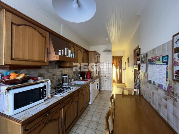 Corbeil-Essonnes (91100) Maison 3 chambres avec sous-sol total et garage