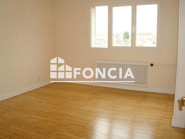 Location Studio 48 m² - 34 - 36 AVENUE DU VERCORS Fontaine 38600