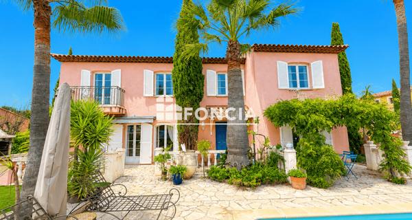 À vendre Maison 5 pièces 170 m² - La Londe-les-maures 83250