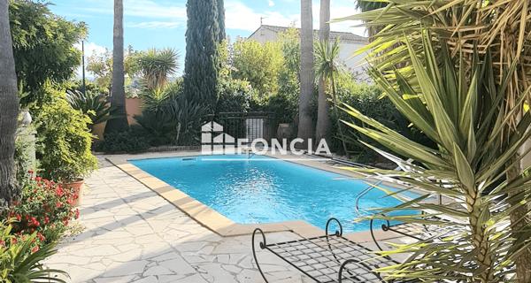 À vendre Maison 5 pièces 170 m² - La Londe-les-maures 83250