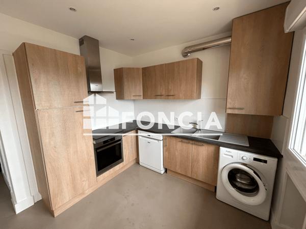 Location Appartement 3 pièces 69.78 m² - 33 BOULEVARD MARECHAL FOCH Grenoble 38000