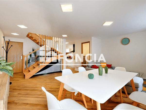 Location Appartement meublé 4 pièces 70 m² - 738 Avenue Jean Jaurès La Roche Sur Foron 74800