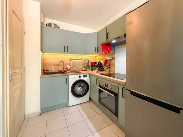 Vente                                                      Appartement
                        
                     2 pièces                      42 m2                     à Draguignan