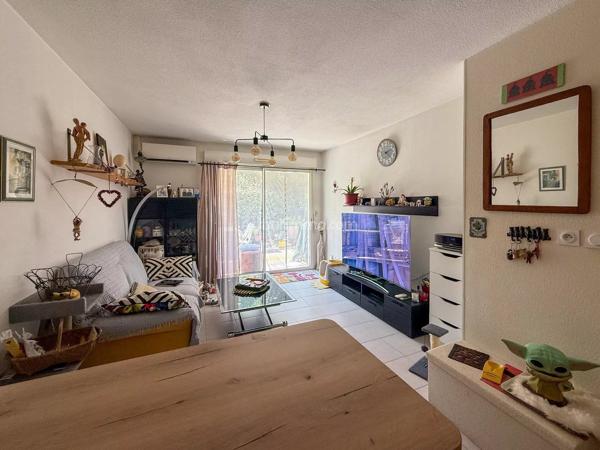 Vente                                                      Appartement
                        
                     2 pièces                      42 m2                     à Draguignan