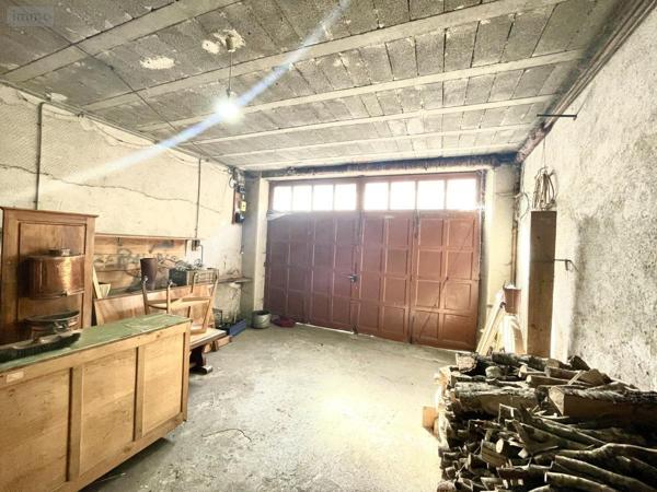 Maison à vendre à Saint-Chély-d'Apcher en Lozère (48200), ref : 48032-191