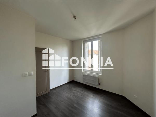 Location Appartement 3 pièces 60.5 m² - 36 RUE EMILE ZOLA Reims 51100