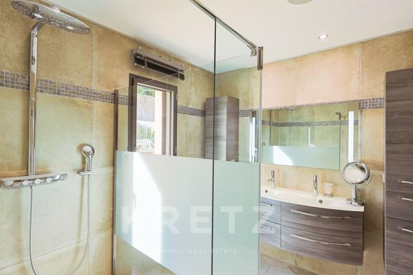 Villa contemporaine aux portes du Luberon