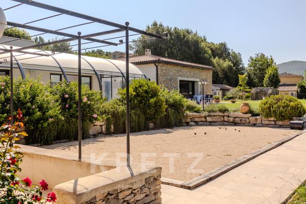 Villa contemporaine aux portes du Luberon