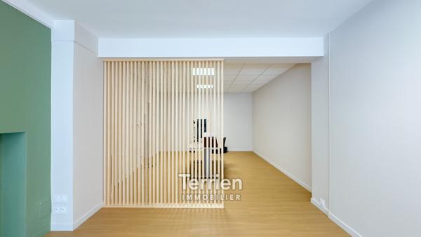 Local commercial entièrement rénové Chalonnes-sur-Loire (49290)