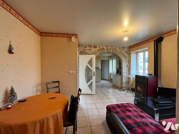 Immeuble de rapport avec deux appartements loués