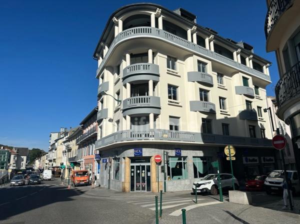 Grand appartement t5 totalement rénové à neuf