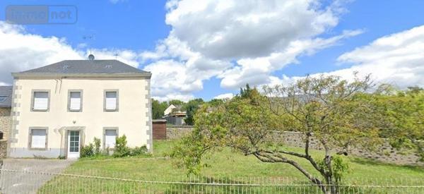 Maison à louer à Saint-Germain-le-Fouilloux en Mayenne (53240), ref : 53005-L439