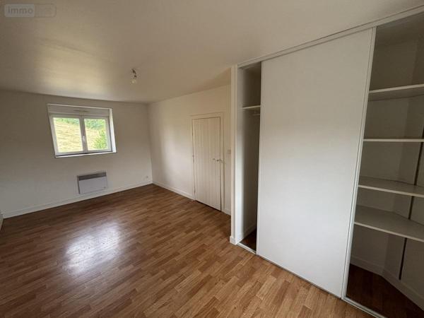 Maison à louer à Saint-Germain-le-Fouilloux en Mayenne (53240), ref : 53005-L439