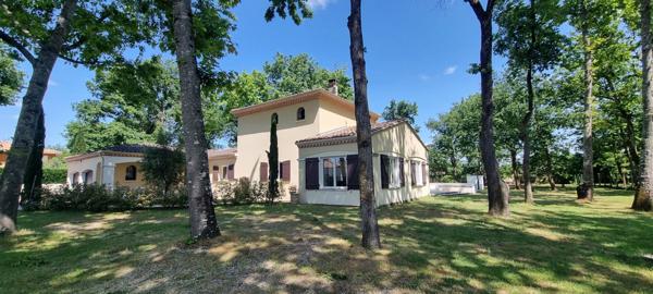 PAREMPUYRE  - Maison 180 m² avec jardin de près de 3000 m² - BORDEAUX METROPOLE