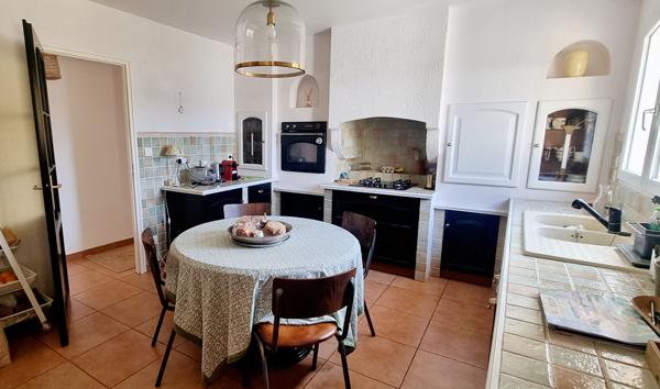 PAREMPUYRE  - Maison 180 m² avec jardin de près de 3000 m² - BORDEAUX METROPOLE