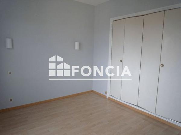 Location Appartement 3 pièces 73.46 m² - CARREFOUR SAINT ELOI BAT.L Rodez 12000