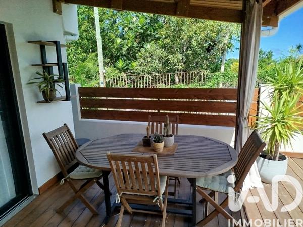 Location appartement 2 pièces 50 m² Saint-Pierre