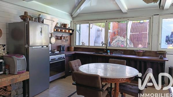 Maison à vendre 8 pièces 320 m² Le Tampon