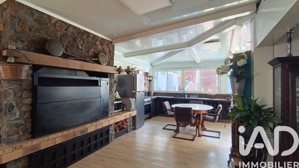 Maison à vendre 8 pièces 320 m² Le Tampon