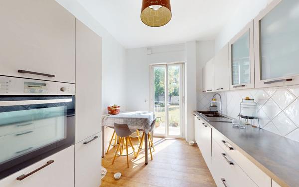 Maison à vendre    5 pièces • 120 m2 Bron