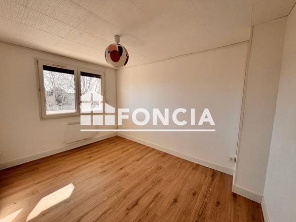 Location Appartement 4 pièces 74.7 m² - 160 RUE DU FAUBOURG BONNEFOY Toulouse 31500