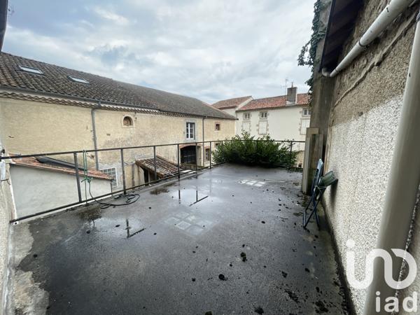 Maison à vendre 7 pièces 220 m² Val-d'Oire-et-Gartempe