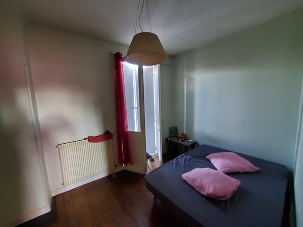 Maison de ville avec cour à vendre à MARMANDE
