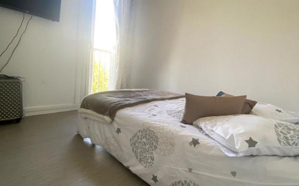 Appartement à vendre    4 pièces • 76,52 m2 Coulommiers