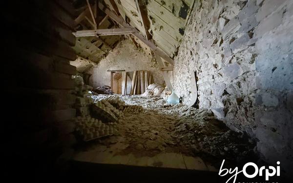 Maison à vendre    2 pièces • 74,10 m2 Louroux-de-Bouble