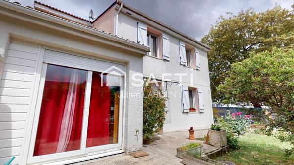 Maison lumineuse avec véranda et jardin clos