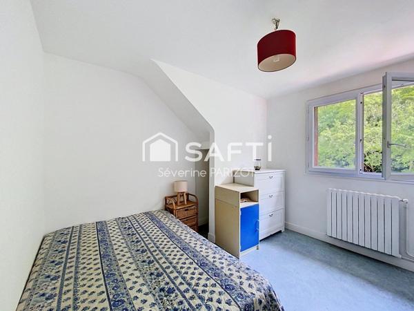 Quartier calme - Sous sol total - 5 chambres