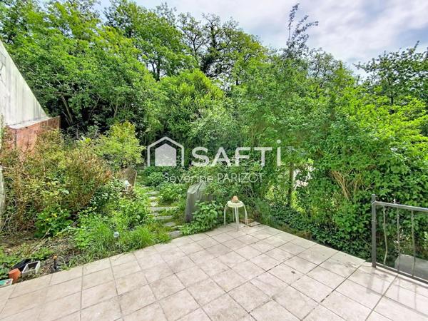 Quartier calme - Sous sol total - 5 chambres