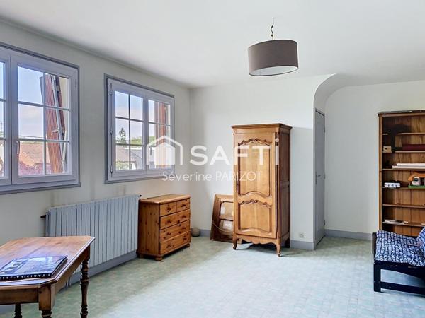 Quartier calme - Sous sol total - 5 chambres