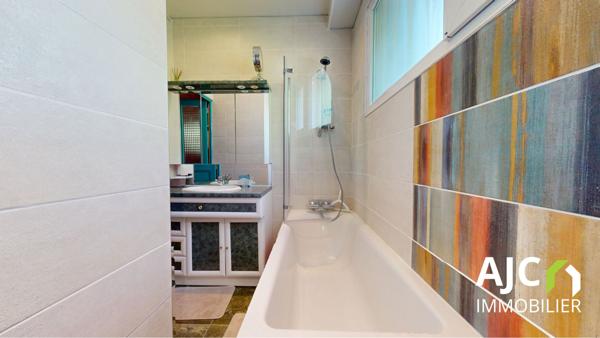 Langeais (37130) Maison de charme en pierres à LANGEAIS