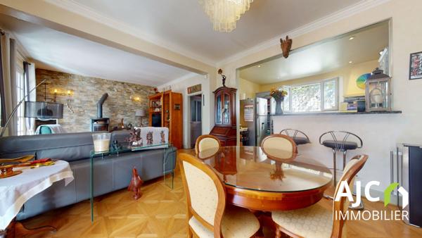 Langeais (37130) Maison de charme en pierres à LANGEAIS