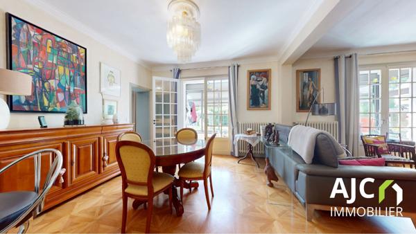 Langeais (37130) Maison de charme en pierres à LANGEAIS