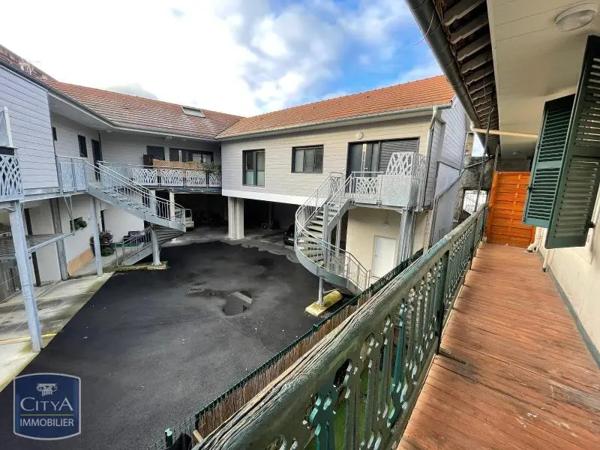 Appartement à louer 3 pièces 71.82m² Pau (64000)