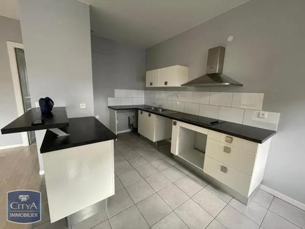 Appartement à louer 3 pièces 71.82m² Pau (64000)