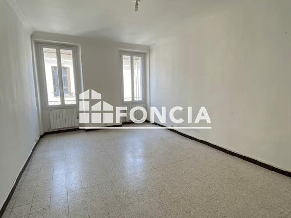 Location Appartement 2 pièces 65.5 m² - 56 RUE DE LA REPUBLIQUE Bagnols-sur-ceze 30200