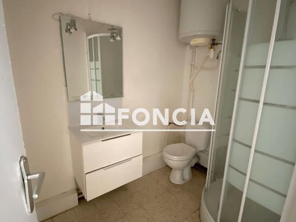 Location Appartement 2 pièces 65.5 m² - 56 RUE DE LA REPUBLIQUE Bagnols-sur-ceze 30200