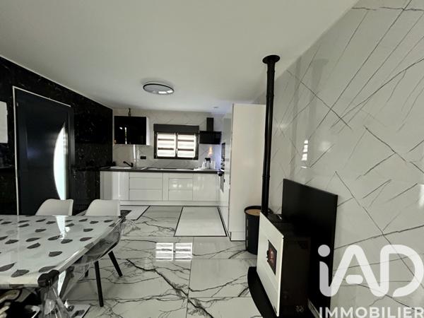 Maison à vendre 1 pièce 27 m² Bourgueil