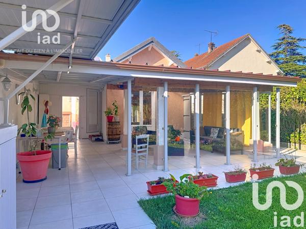 Maison à vendre 8 pièces 156 m² Amilly