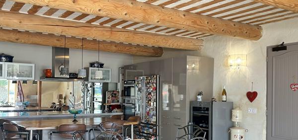 L'Isle-sur-la-Sorgue (84800) PROPRIETE 425 M2