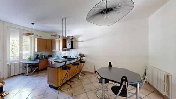 Maison Lyon 6 pièce(s) 139m²