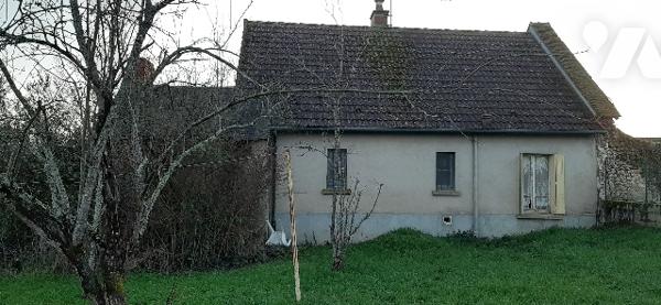Maison rurale avec jardin et dépendance