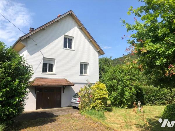 Maison de caractère, secteur calme, 1835 m² terrain