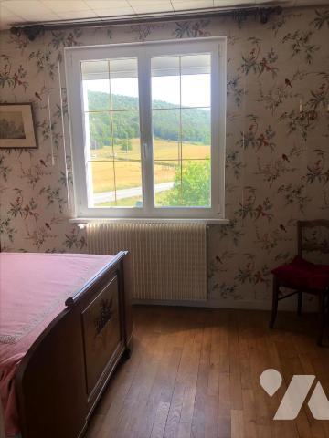 Maison de caractère, secteur calme, 1835 m² terrain