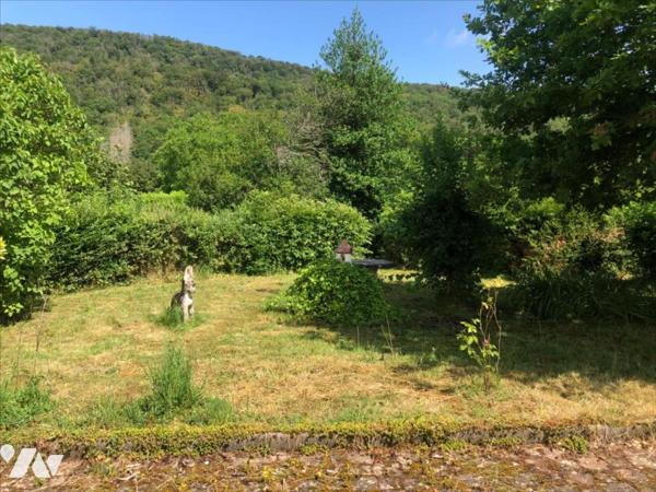 Maison de caractère, secteur calme, 1835 m² terrain