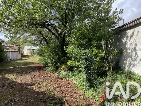 Maison à vendre 8 pièces 410 m² Celles-sur-Belle